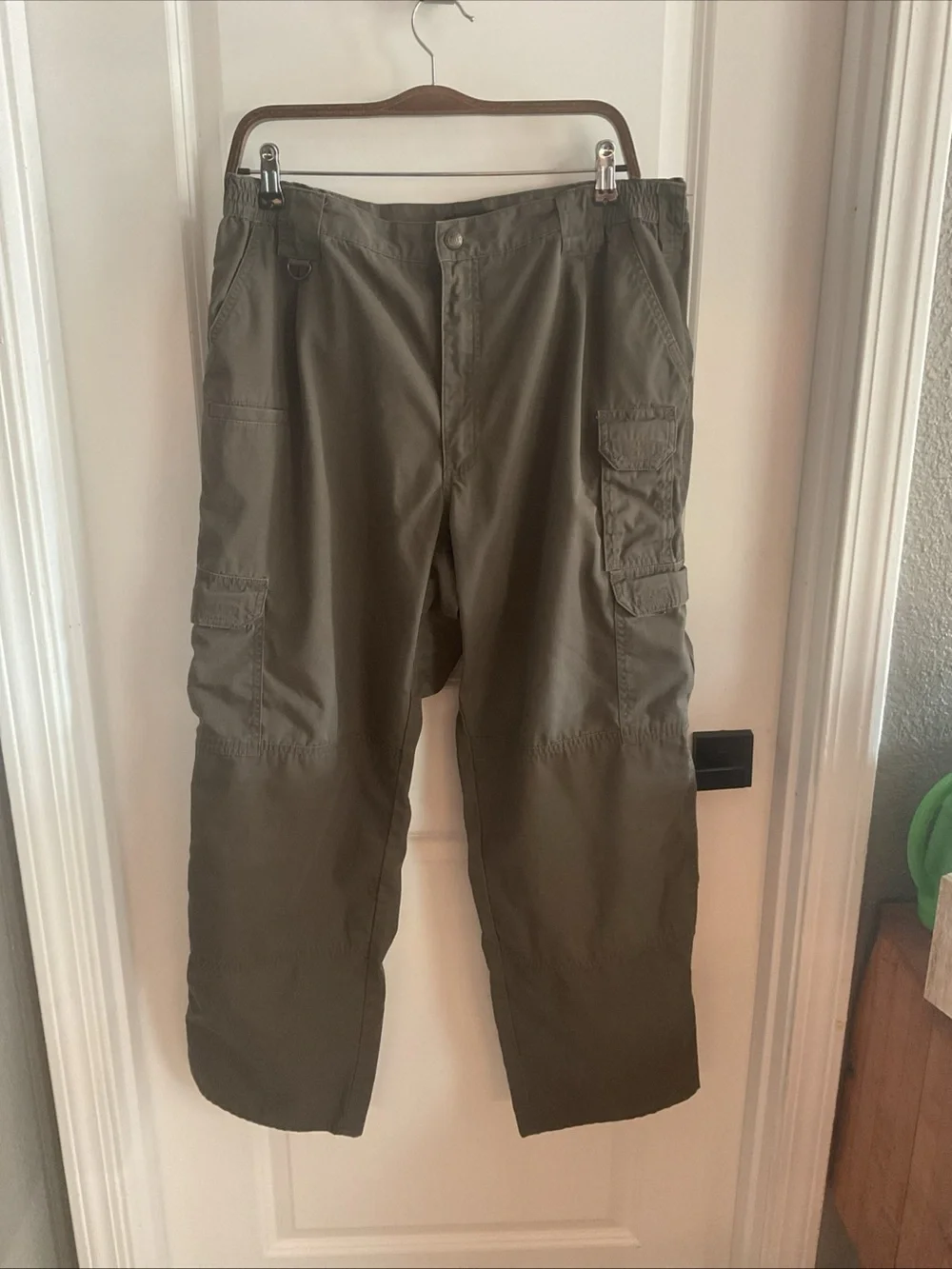 5.11 Tactical - Olive Green Cargo Pants - Utility Pockets - Men’s Size 38